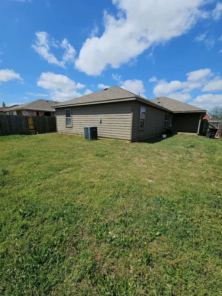 1928 Alanbrook Drive Fort Worth TX 76140