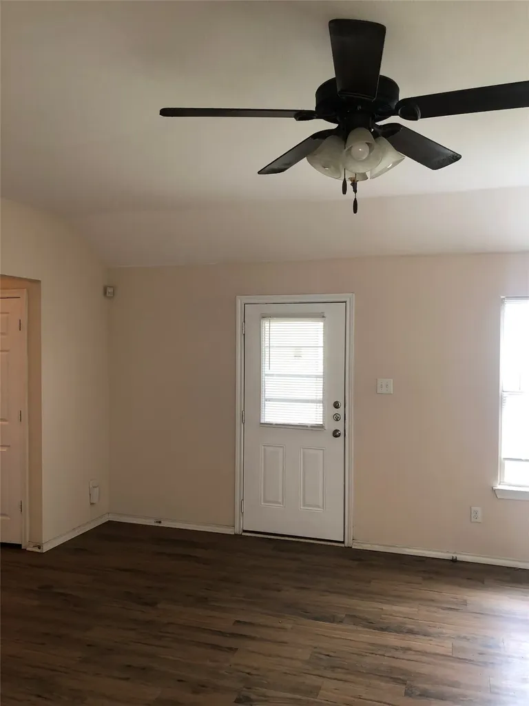 1928 Alanbrook Drive Fort Worth TX 76140