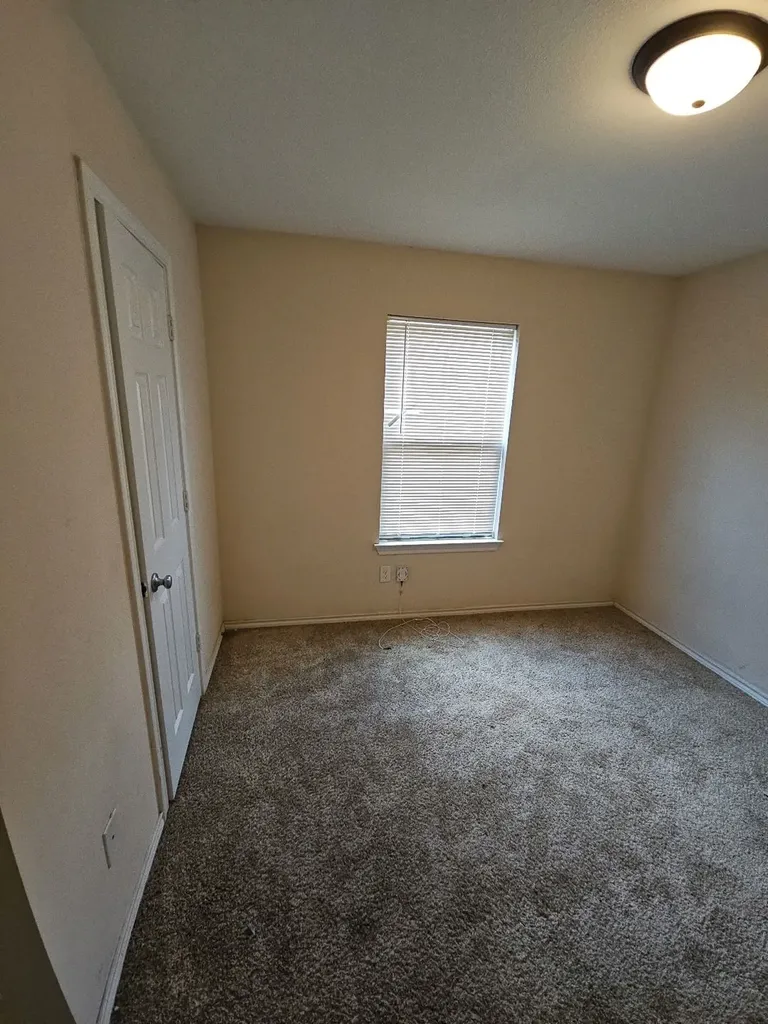 1928 Alanbrook Drive Fort Worth TX 76140