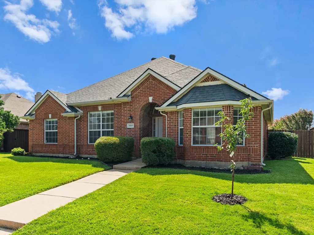 3860 Gillespie Drive Carrollton TX 75010
