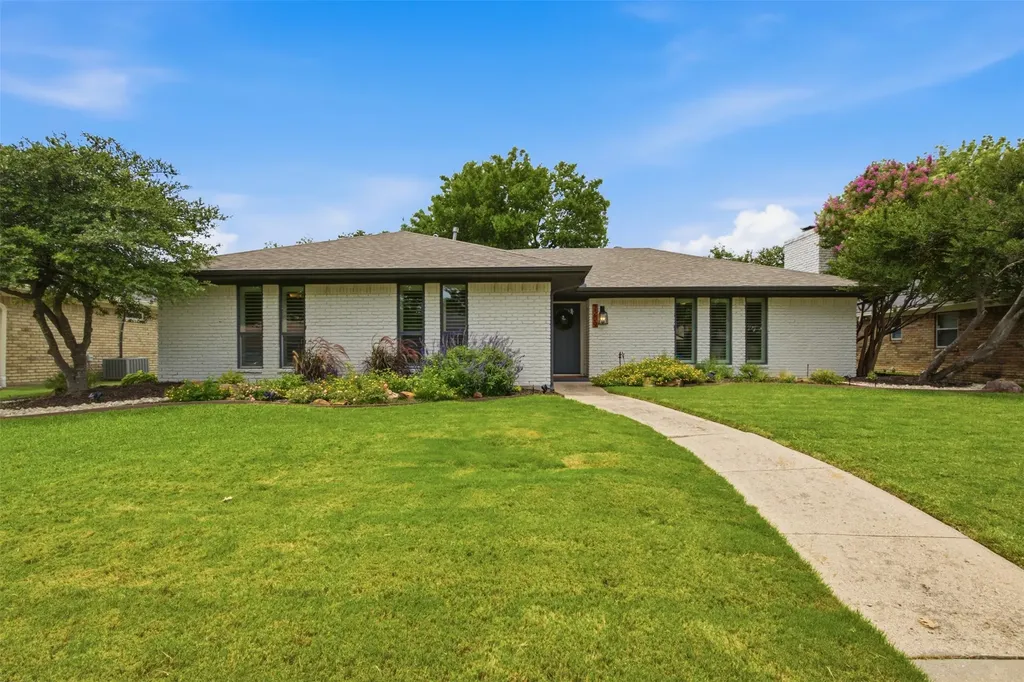 2209 Glen Forest Lane Plano TX 75023
