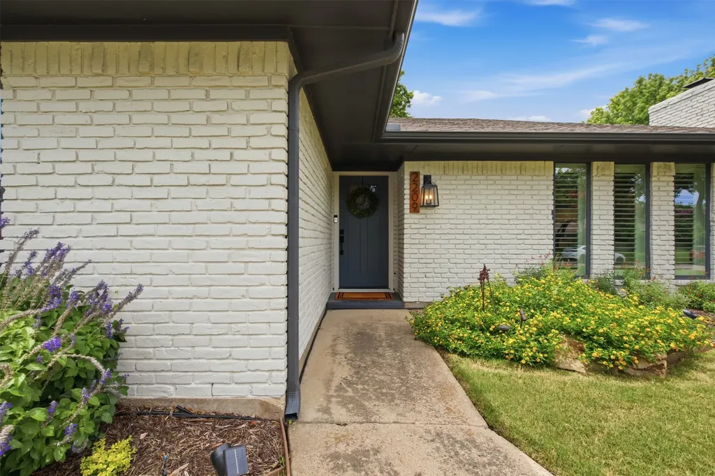 2209 Glen Forest Lane Plano TX 75023