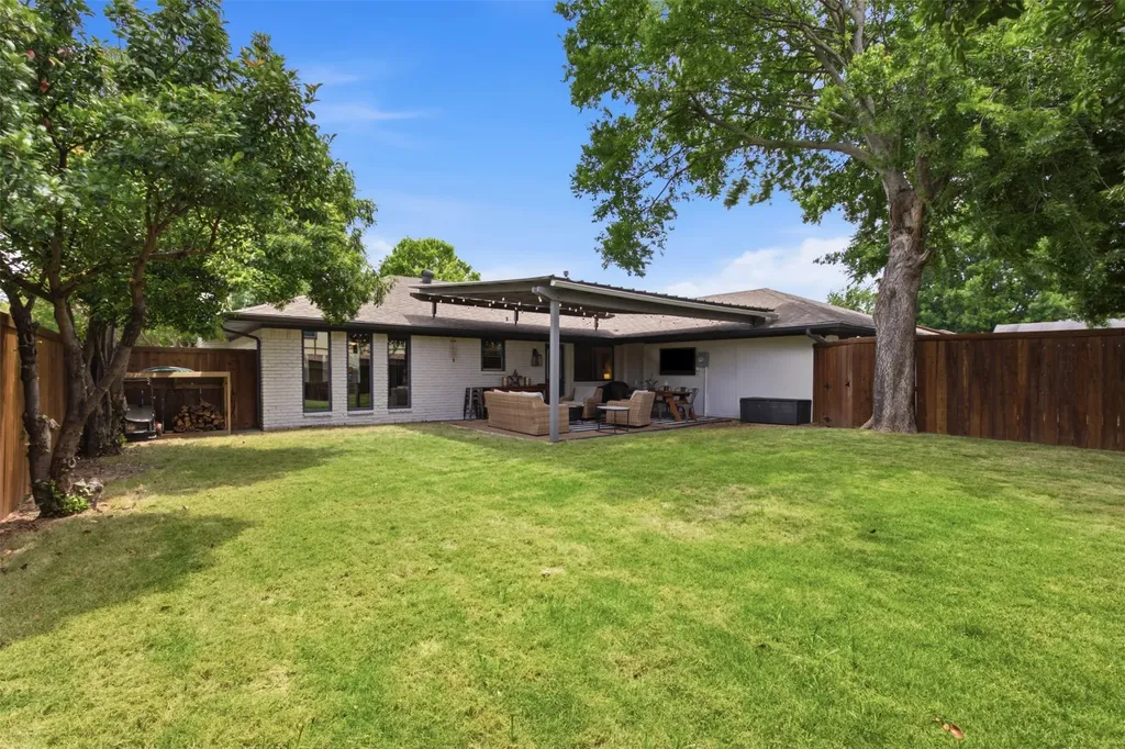 2209 Glen Forest Lane Plano TX 75023