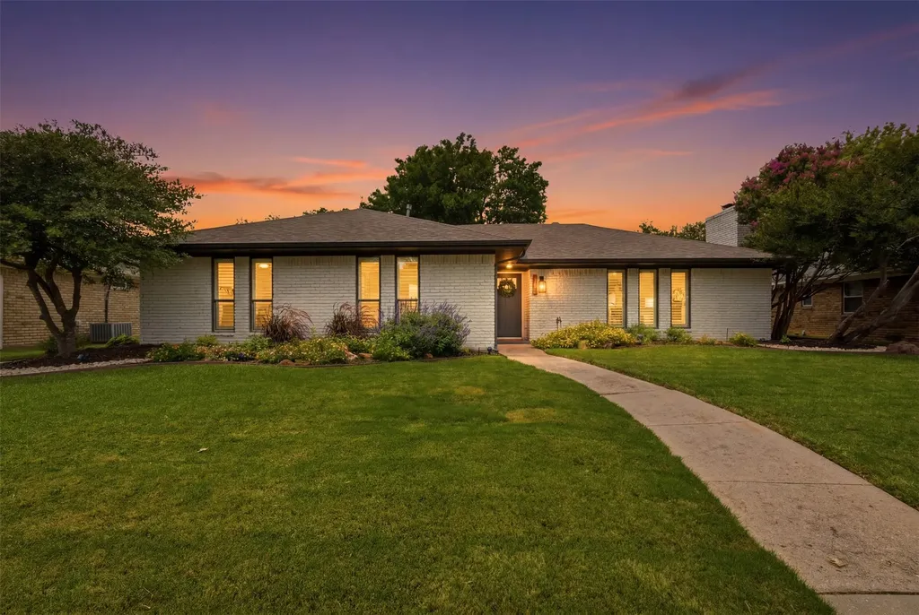 2209 Glen Forest Lane Plano TX 75023