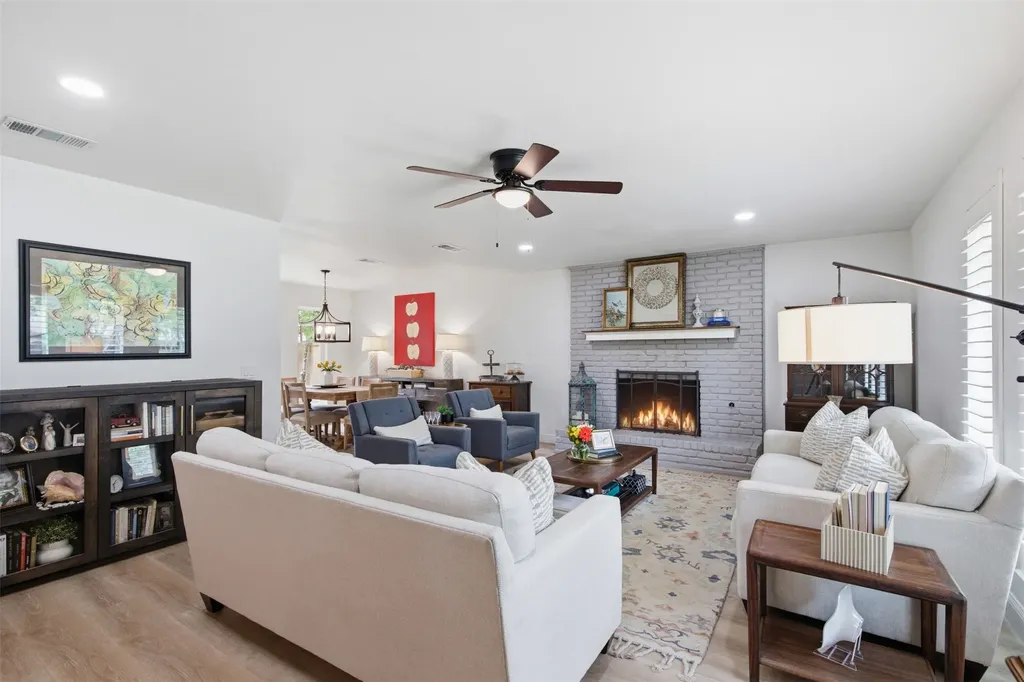 2209 Glen Forest Lane Plano TX 75023
