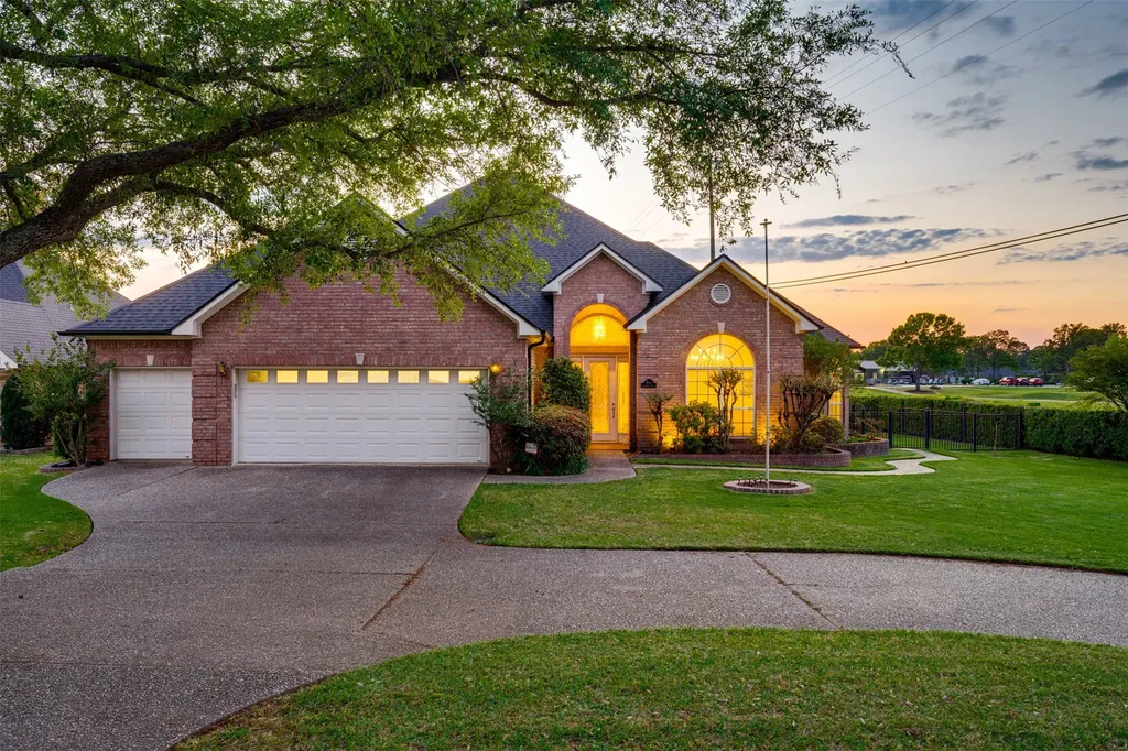 100 Clearview Drive Bullard TX 75757