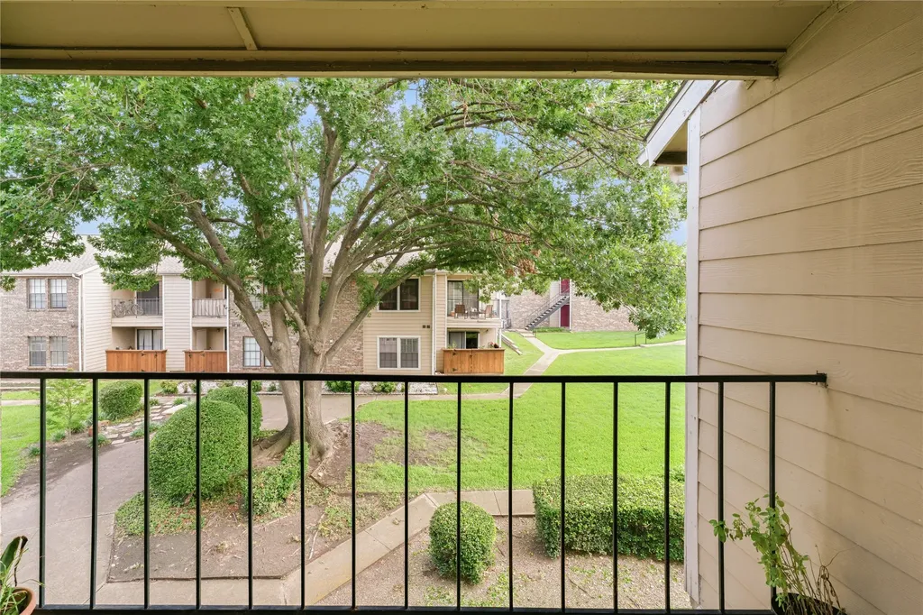 4748 Old Bent Tree Lane Dallas TX 75287