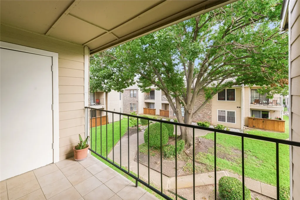 4748 Old Bent Tree Lane Dallas TX 75287