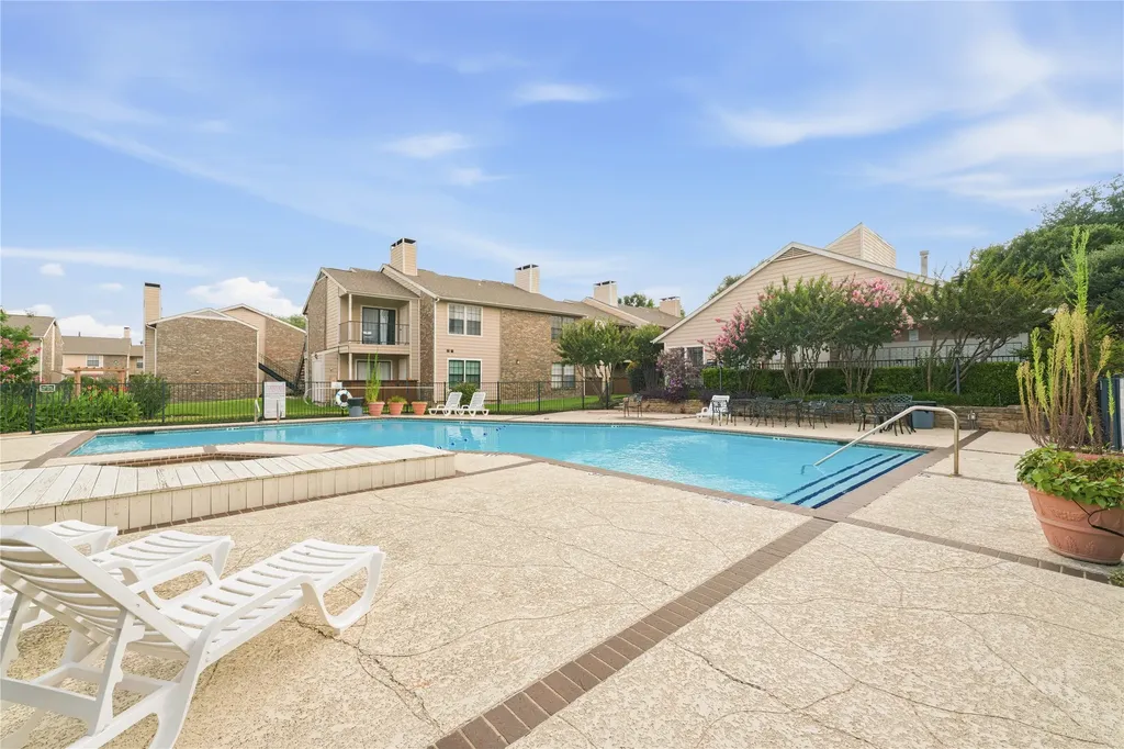 4748 Old Bent Tree Lane Dallas TX 75287