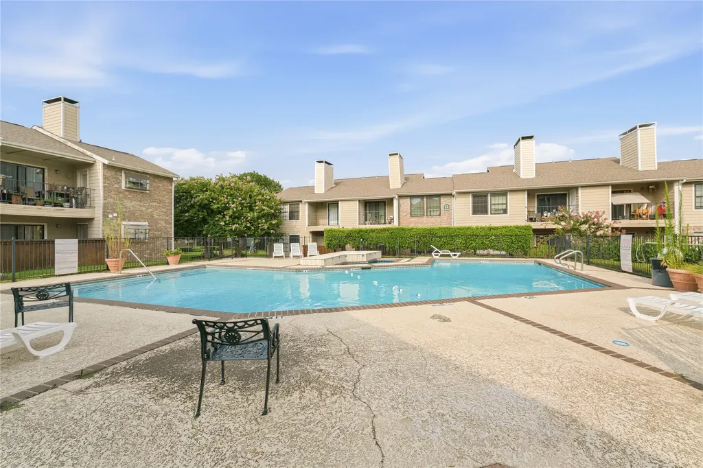 4748 Old Bent Tree Lane Dallas TX 75287