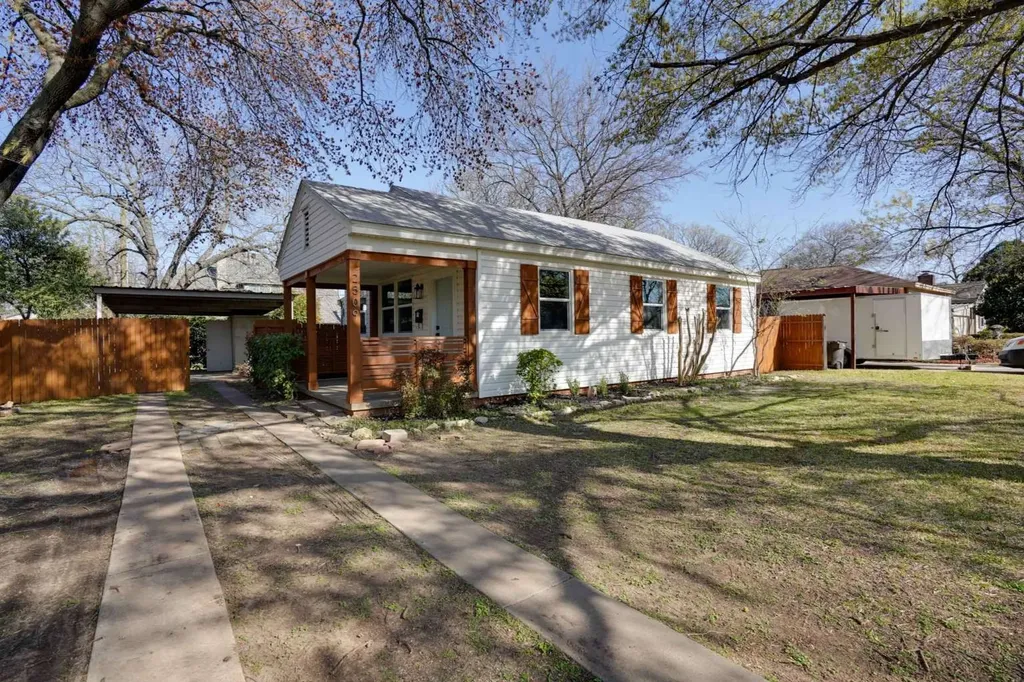2509 Littlepage Street Fort Worth TX 76107