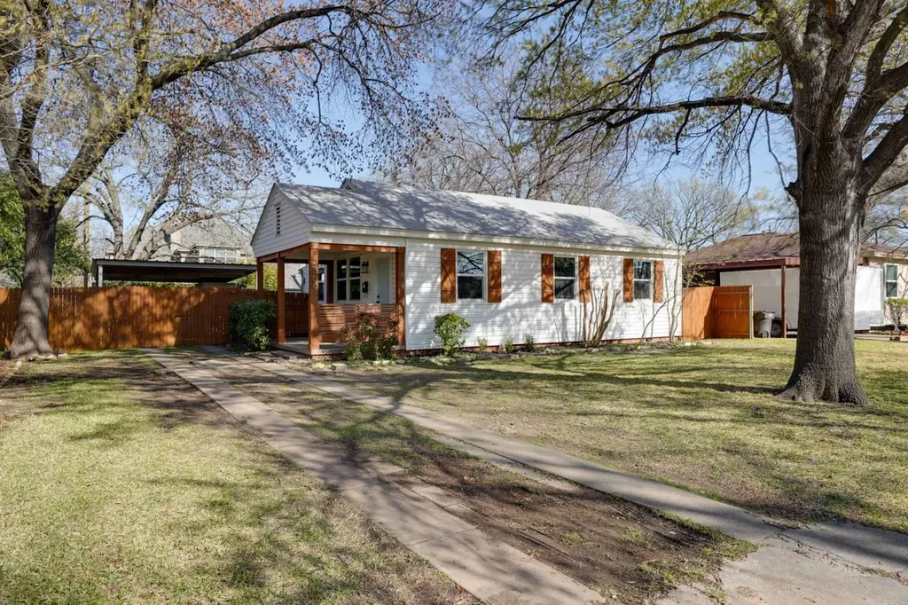 2509 Littlepage Street Fort Worth TX 76107