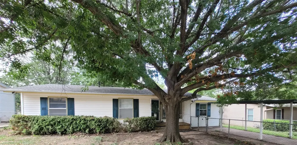 6017 Yeary Street Lake Worth TX 76135