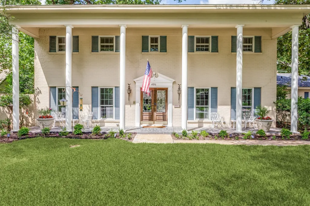 4316 Springbranch Drive Benbrook TX 76116