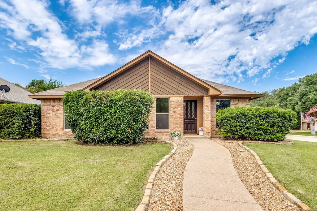 1425 Misty Hollow Street Denton TX 76209