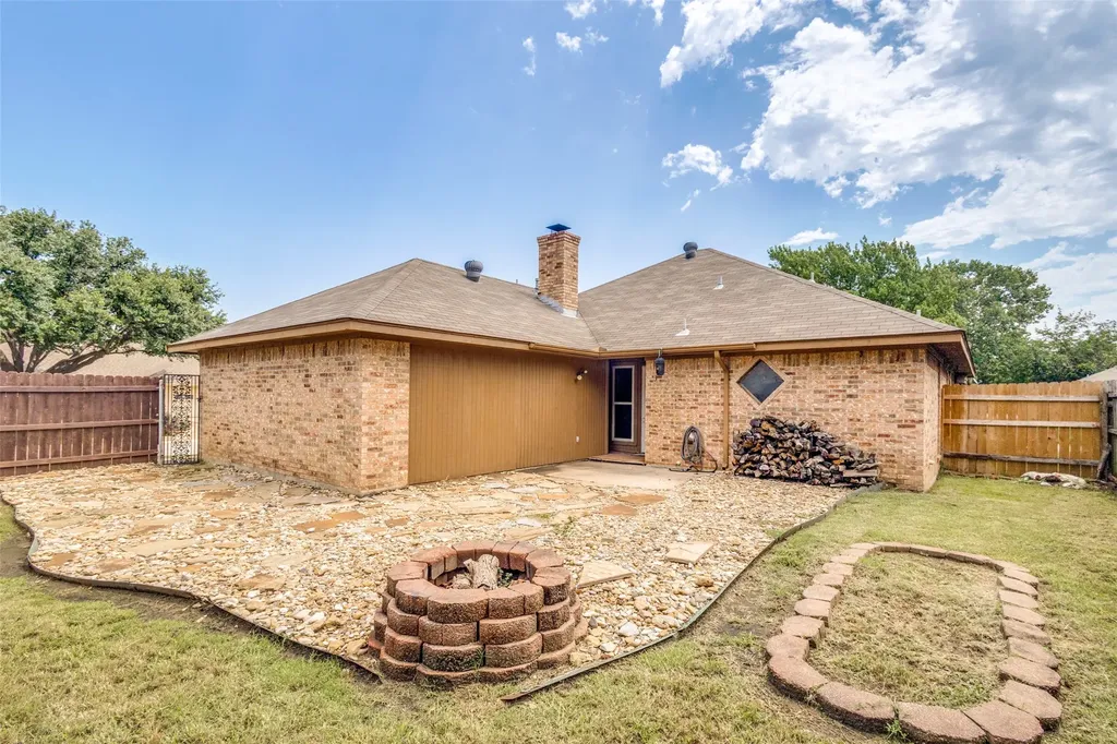 1425 Misty Hollow Street Denton TX 76209