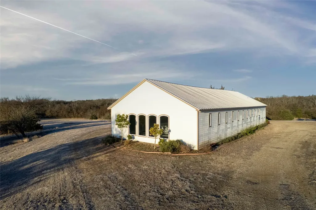 1922 A Bethel Cannon Road Whitewright TX 75491