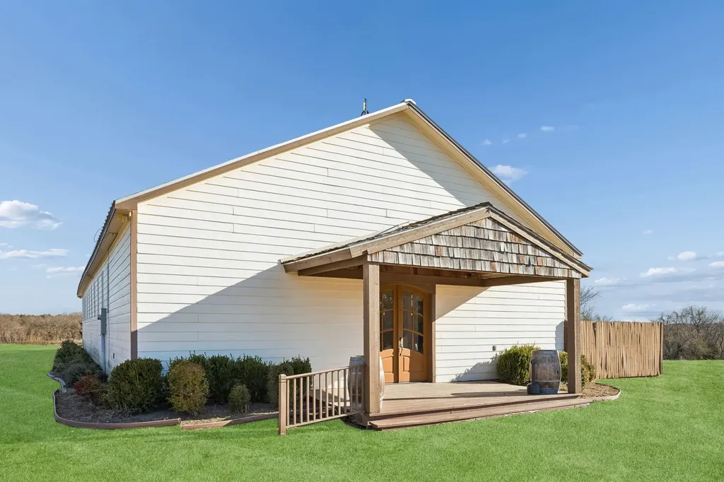 1922 A Bethel Cannon Road Whitewright TX 75491