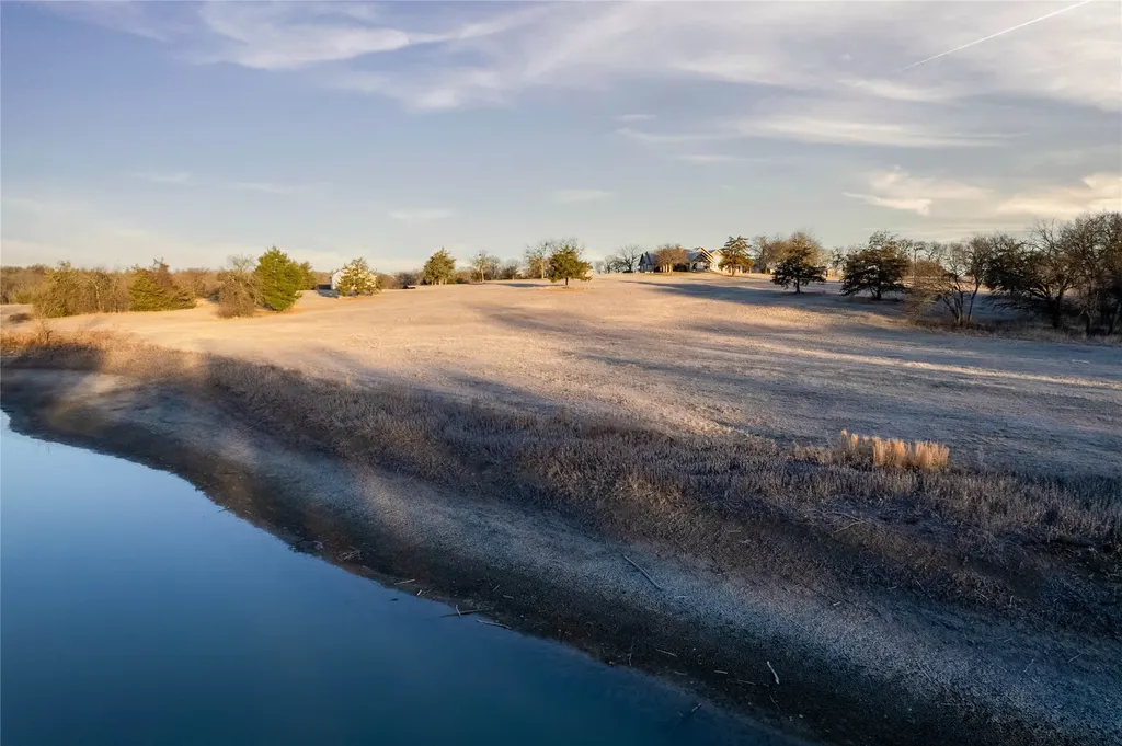 1922 A Bethel Cannon Road Whitewright TX 75491