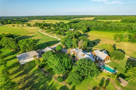 1922 A Bethel Cannon Road Whitewright TX 75491