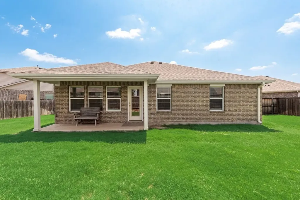 1200 Kanata Court Fort Worth TX 76131