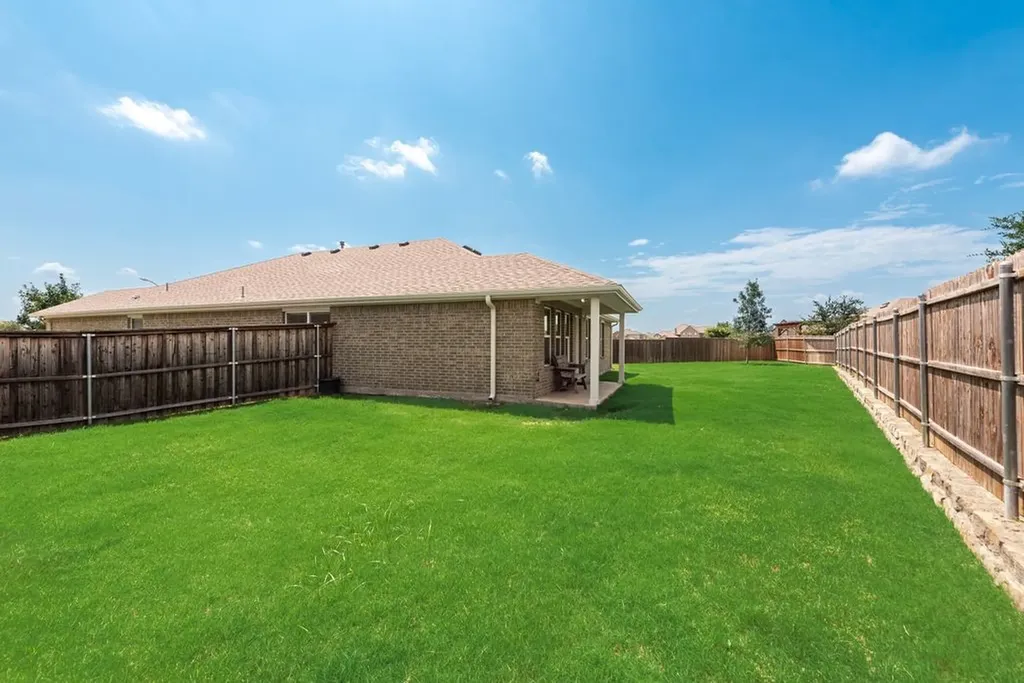 1200 Kanata Court Fort Worth TX 76131