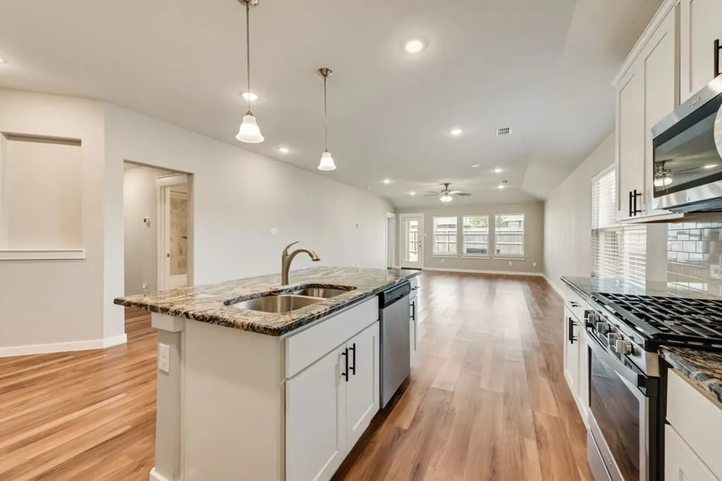 1200 Kanata Court Fort Worth TX 76131