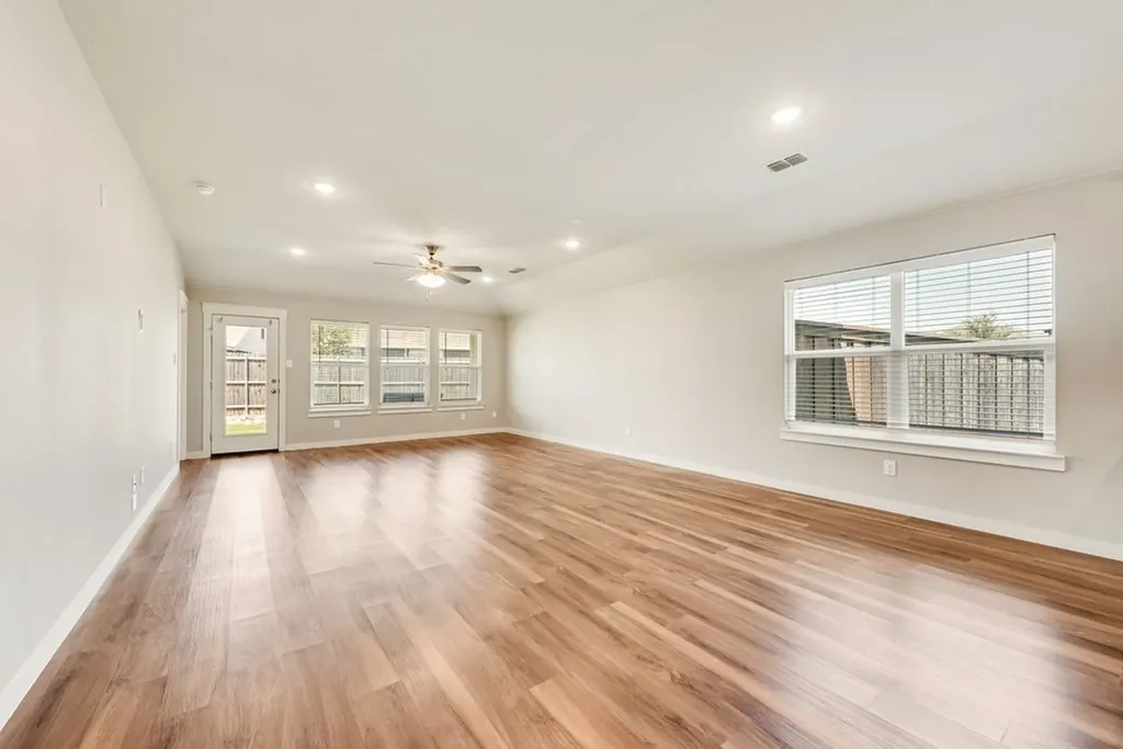 1200 Kanata Court Fort Worth TX 76131
