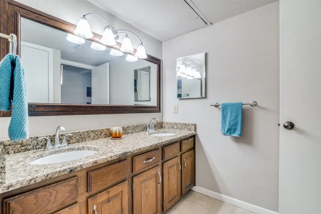 1028 Signal Ridge Place Rockwall TX 75032
