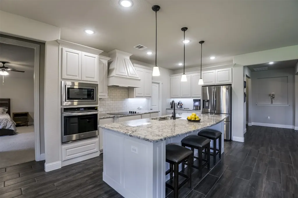 173 Hackney Street Waxahachie TX 75165