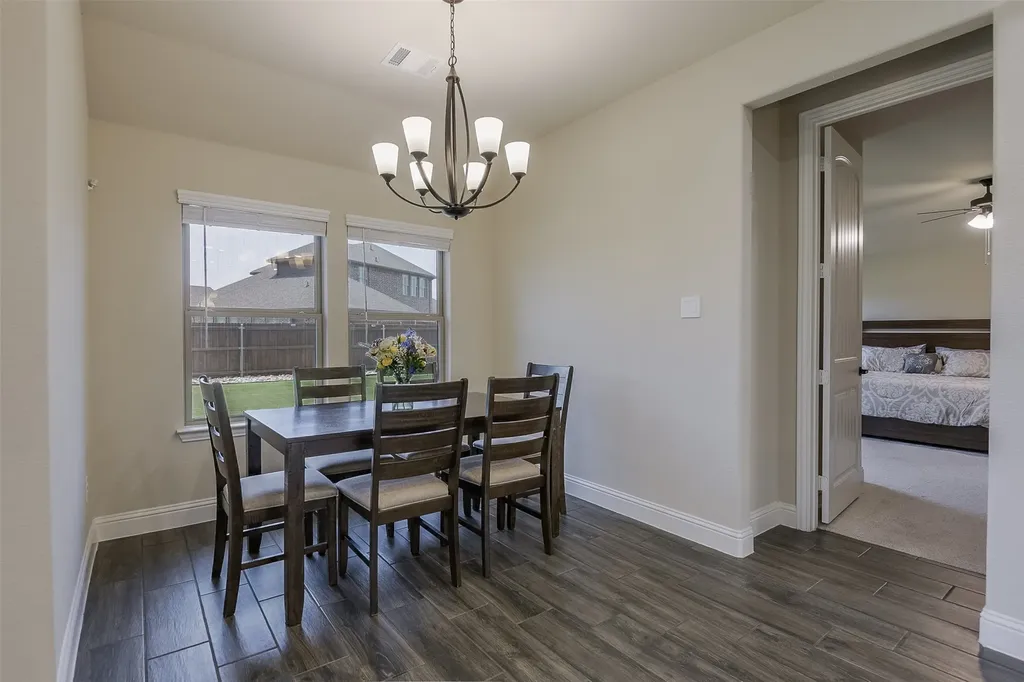 173 Hackney Street Waxahachie TX 75165