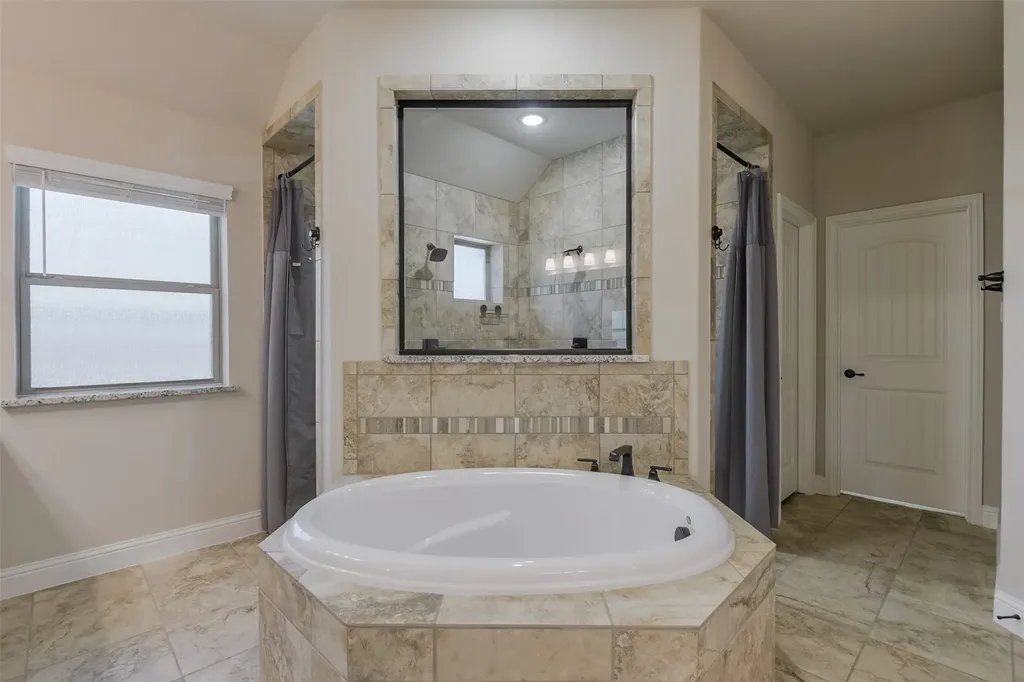 173 Hackney Street Waxahachie TX 75165