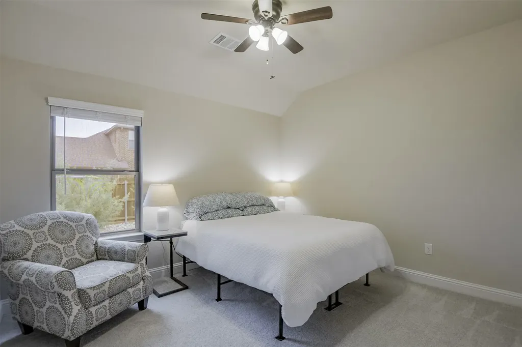 173 Hackney Street Waxahachie TX 75165