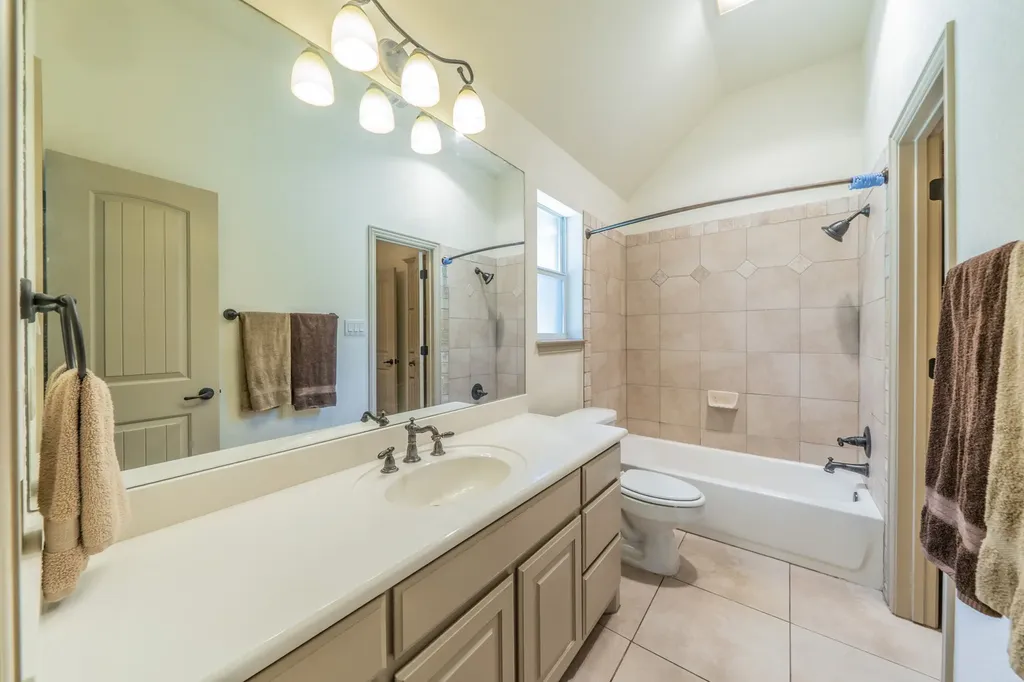 109 Overton Ridge Circle Weatherford TX 76088