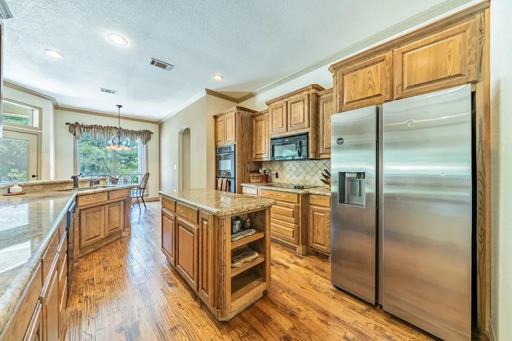 109 Overton Ridge Circle Weatherford TX 76088