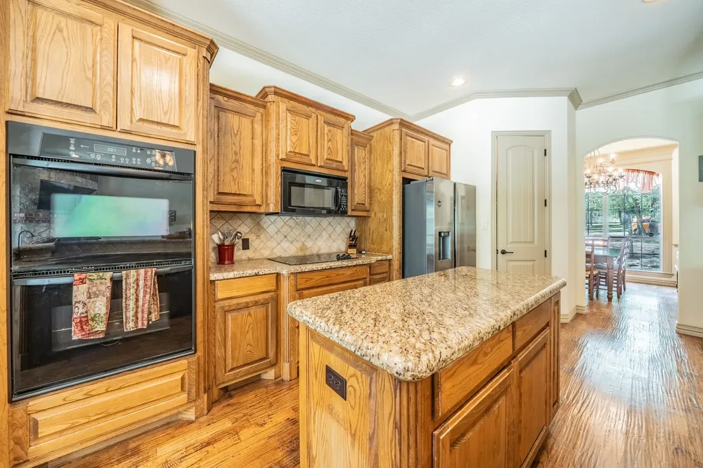 109 Overton Ridge Circle Weatherford TX 76088