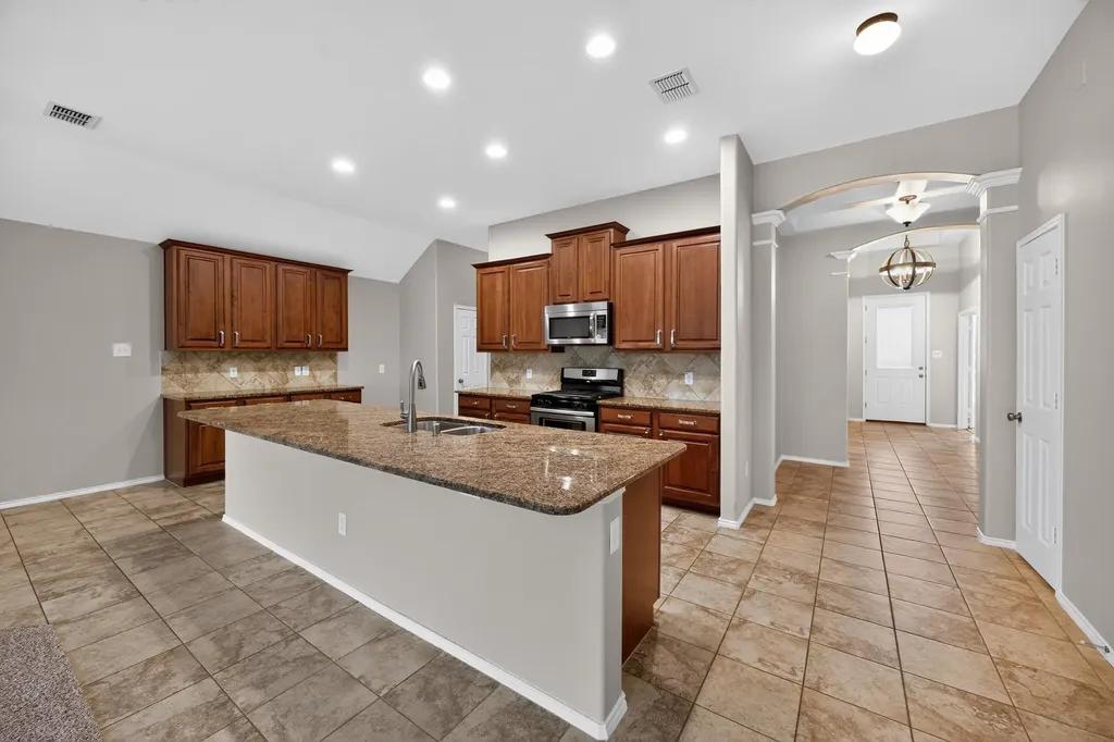 312 Blackhaw Drive Fate TX 75087
