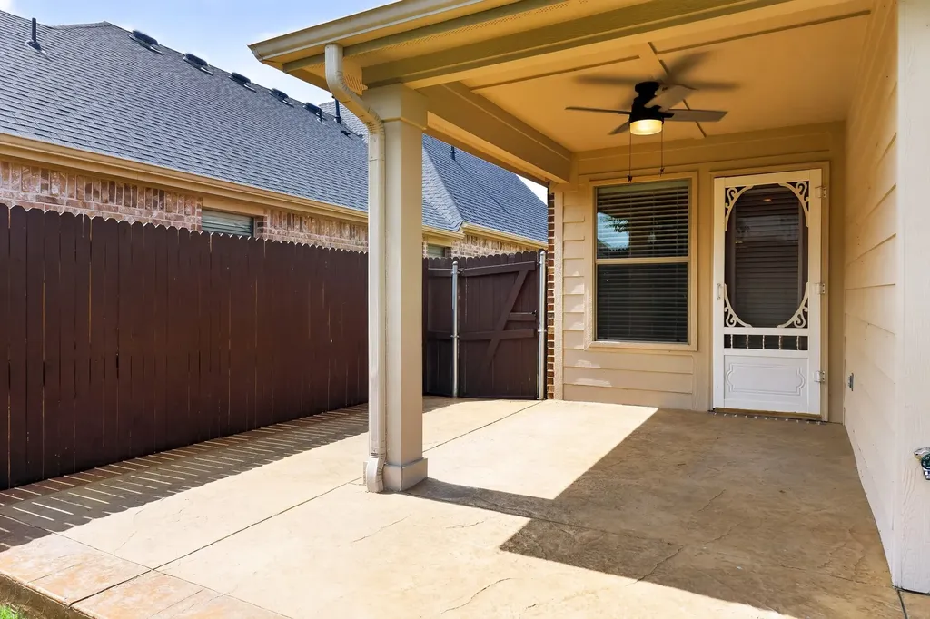 312 Blackhaw Drive Fate TX 75087