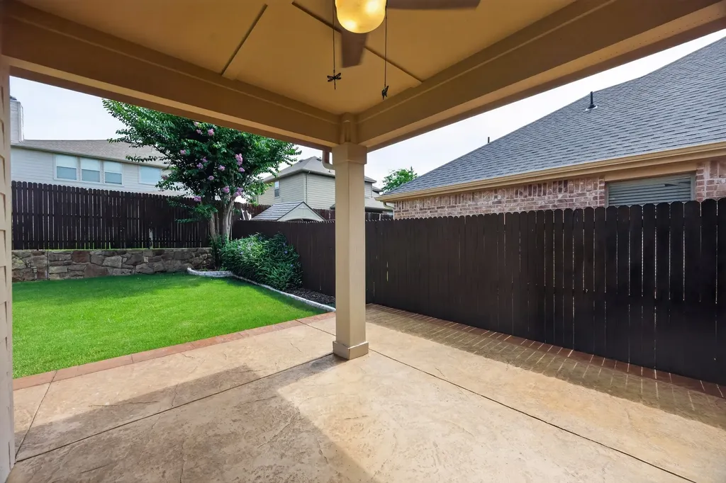 312 Blackhaw Drive Fate TX 75087
