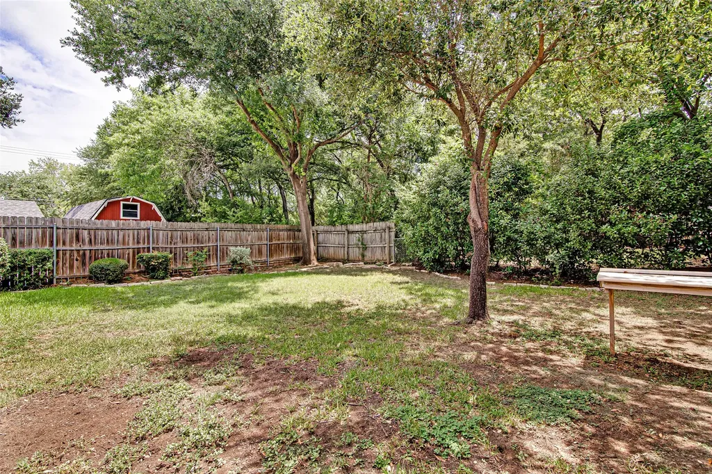 2900 Bedfordshire Bedford TX 76021