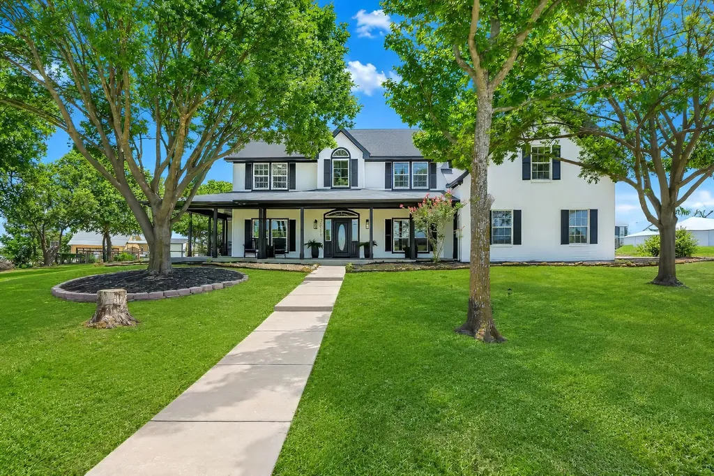 3817 Ganzer Road W Denton TX 76207