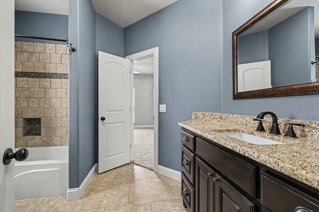 2016 Fox Bend Trace Gunter TX 75058