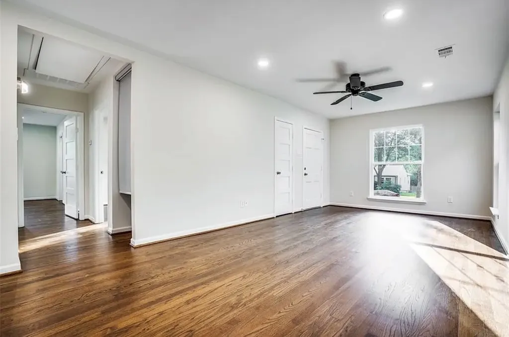 9531 Peninsula Drive Dallas TX 75218