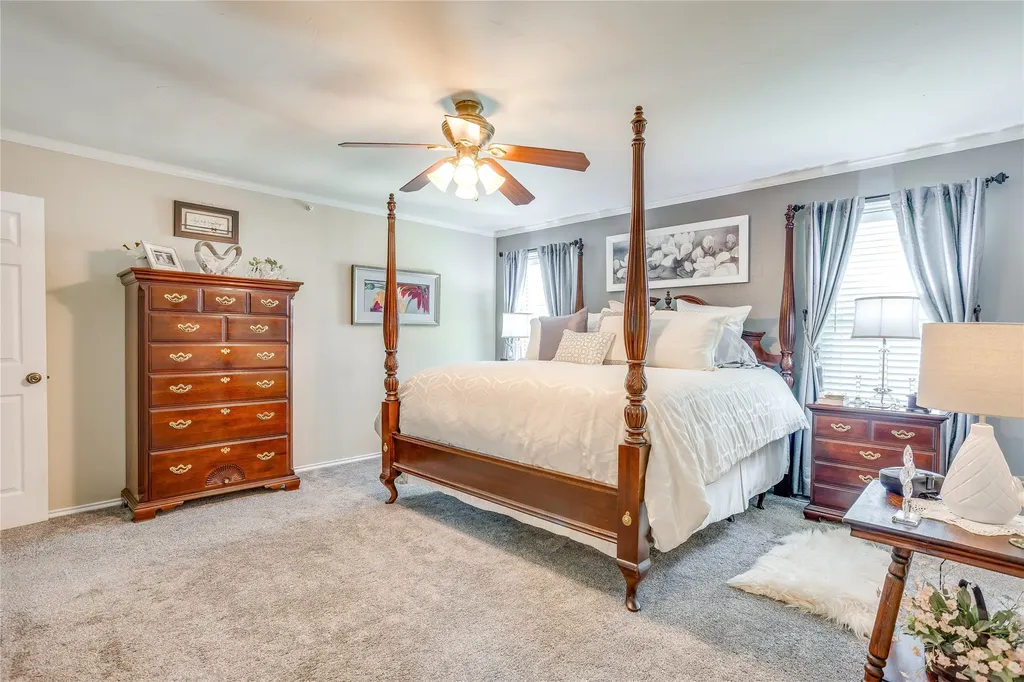 922 Highland Drive Cleburne TX 76033