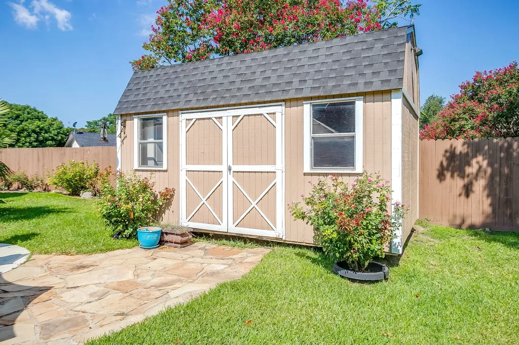 922 Highland Drive Cleburne TX 76033