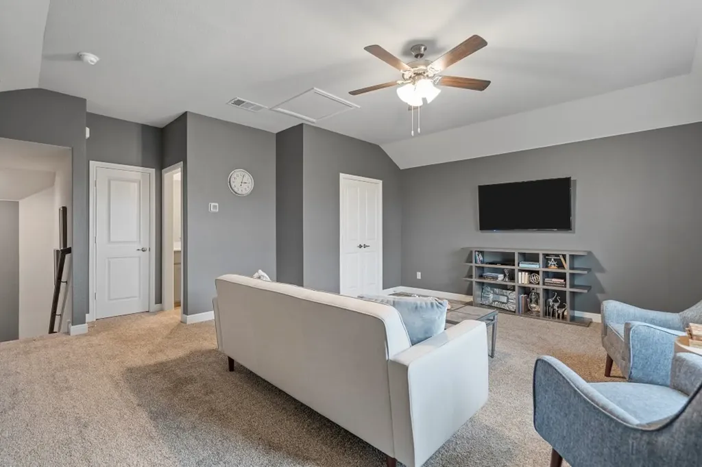 17140 Manzanilla Drive Justin TX 76247