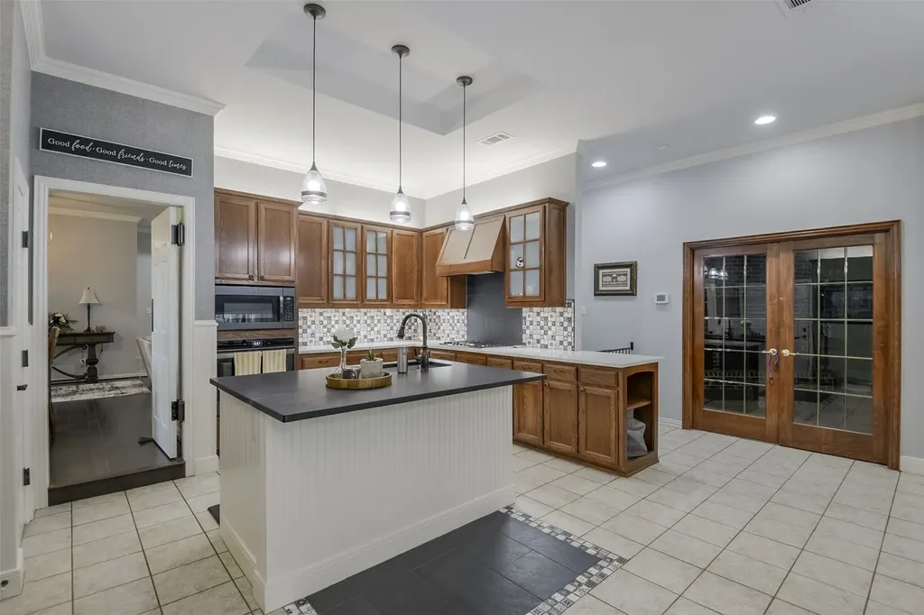 515 Seneca Drive Waxahachie TX 75165
