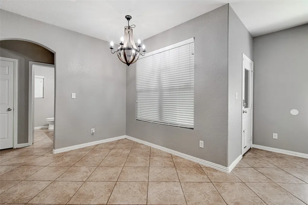 1015 Christine Street Keene TX 76031