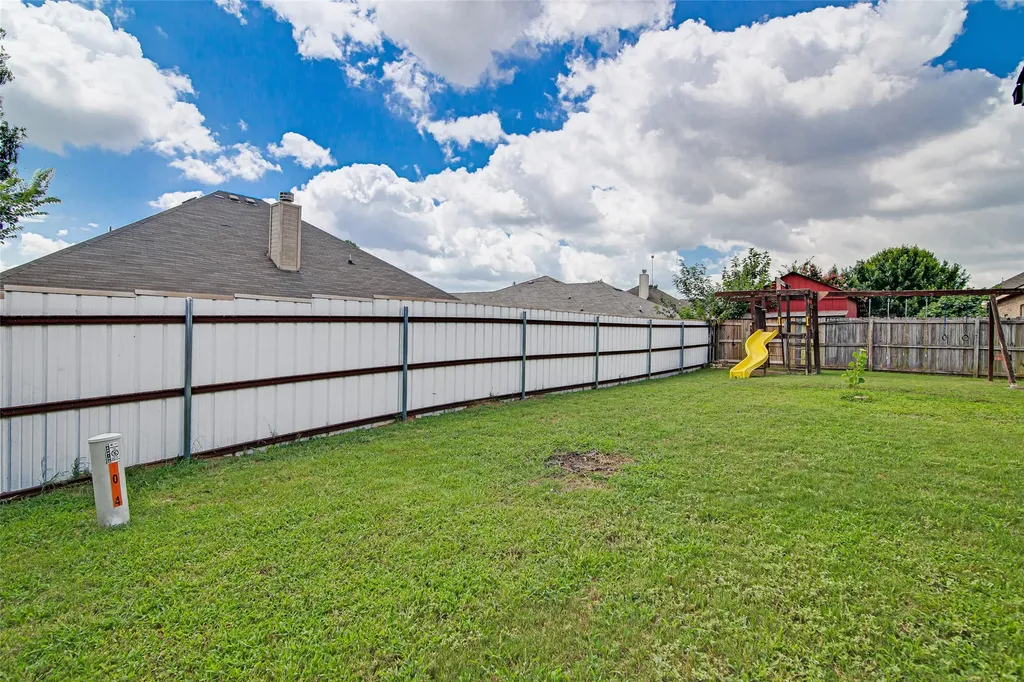 1015 Christine Street Keene TX 76031