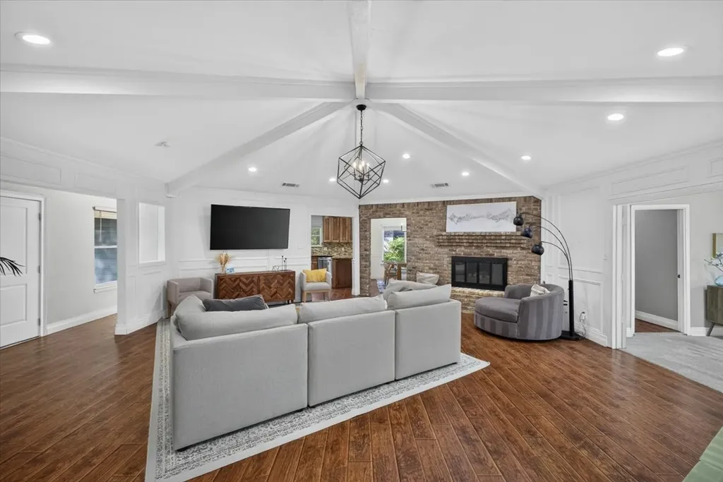 2307 Meadow Creek Drive Carrollton TX 75006
